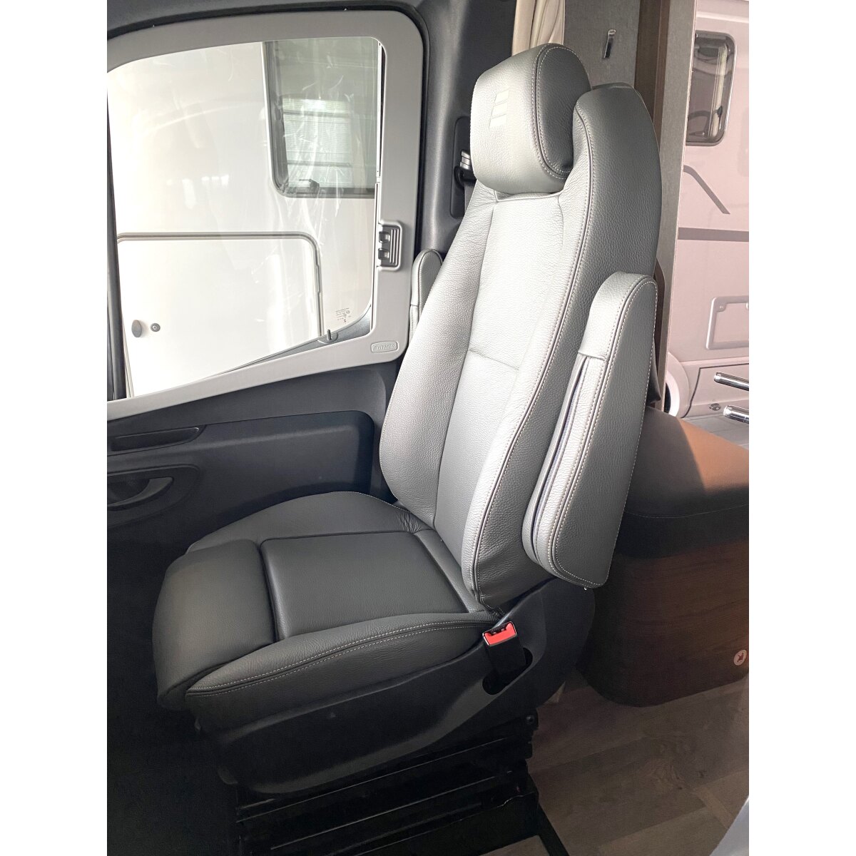 Hyundai Tucson (NX4) Sitzbezüge für die Vordersitze, 149,99 €